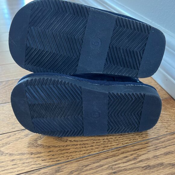 Joe Fresh Toddler Cozy Boots Size 6 - Picture 2 of 4
